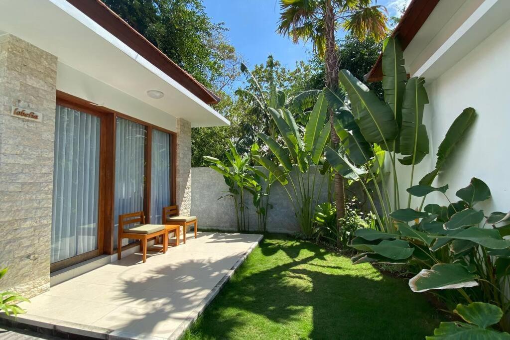 Nau Nusa Villa Batununggul Экстерьер фото